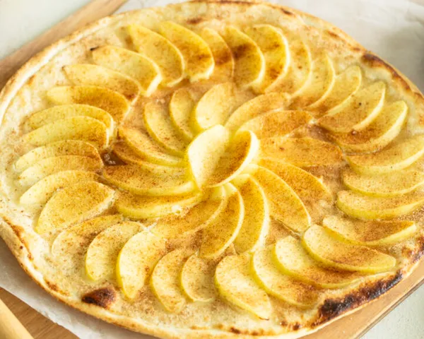 Flammkuchen Apfel-Zimt